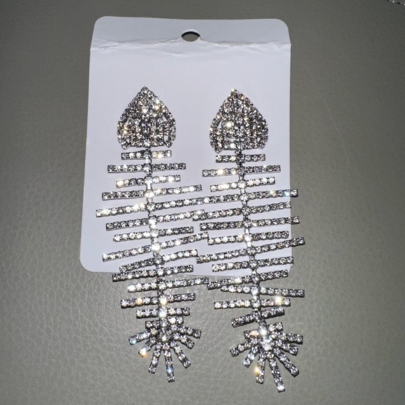 Fishbone Rhinestone Earrings - Picture 7 of 10